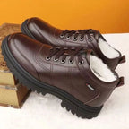 👞【39-44】 Vastag, bolyhos és meleg vastag talpú férfi bőr cipő télen